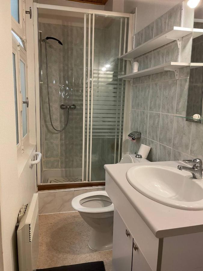 Studio N•2 Avec Patio En Plein Coeur De La Ville Баньер-де-Бигор Экстерьер фото