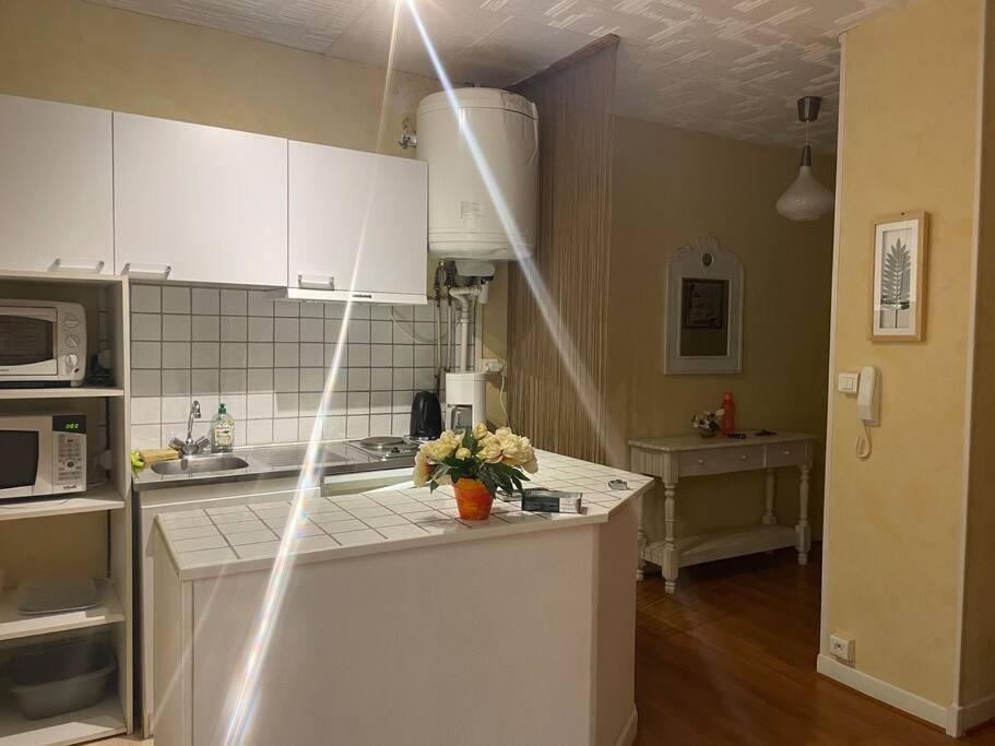 Studio N•2 Avec Patio En Plein Coeur De La Ville Баньер-де-Бигор Экстерьер фото
